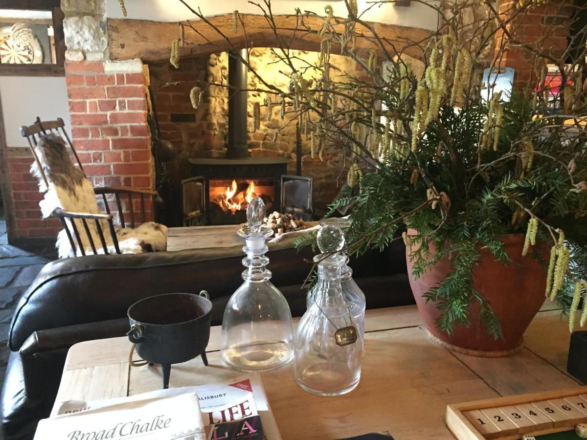 מלון The Queen'S Head At Broad Chalke מראה חיצוני תמונה